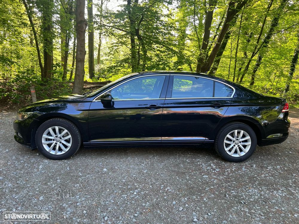 VW Passat 1.6 TDI Confortline - 2