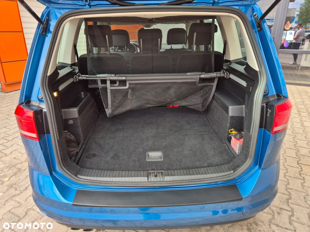 Volkswagen Touran 2.0 TDI SCR (BlueMotion Technology) DSG Comfortline - 13