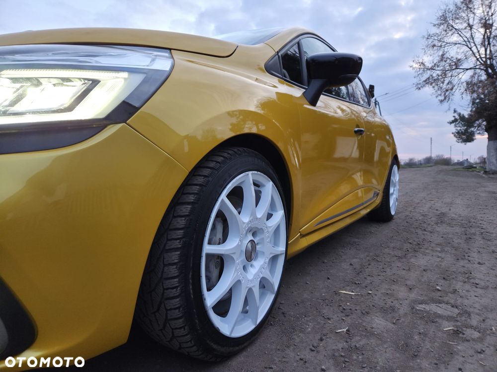 Renault Clio TCe 220 EDC R.S Trophy - 7