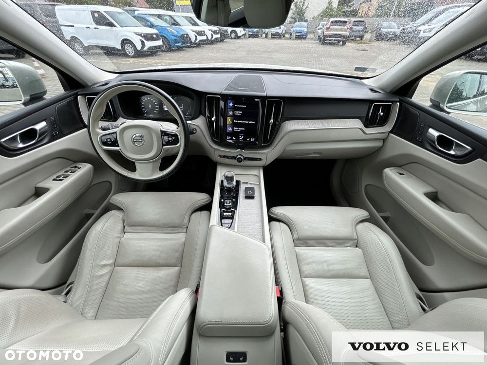 Volvo XC 60 - 33