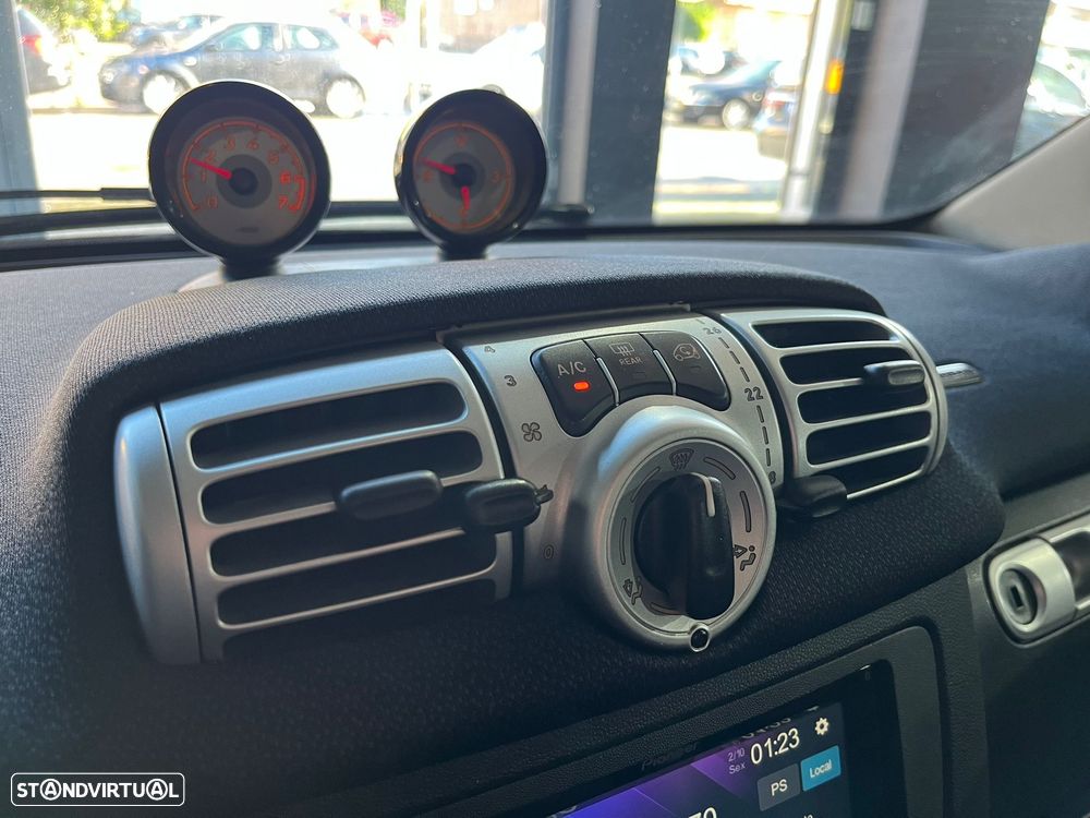 Smart ForTwo Coupé 1.0 mhd Pulse 71 Softouch - 14