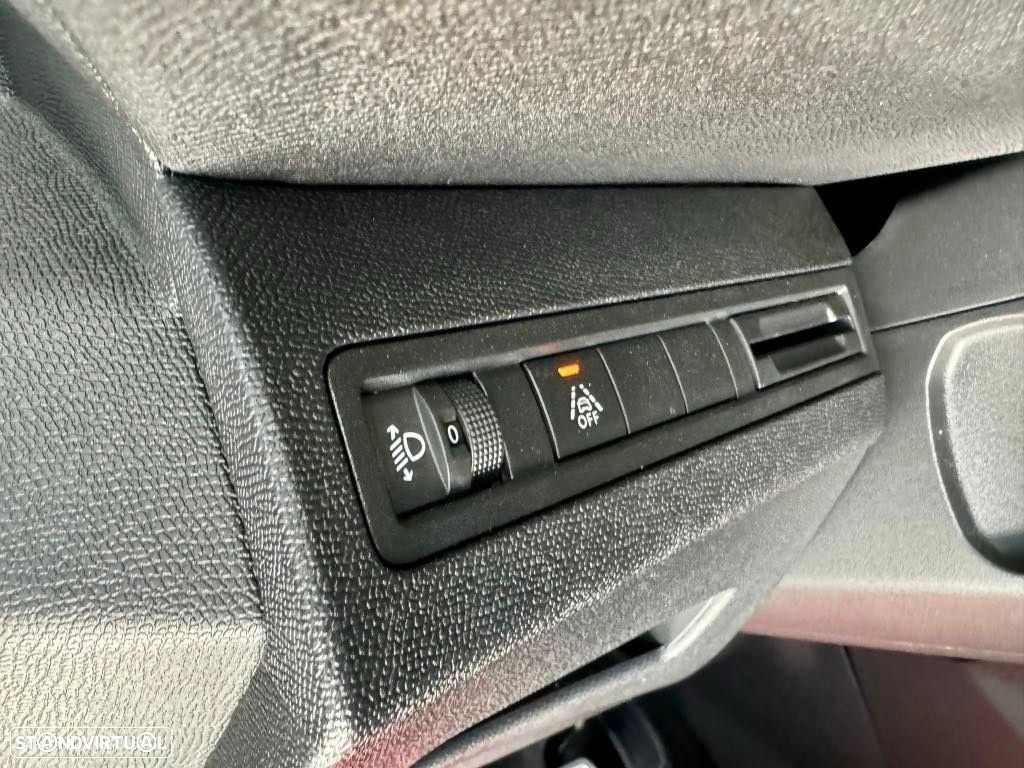 Peugeot 3008 1.5 BlueHDi Active Pack EAT8 - 22