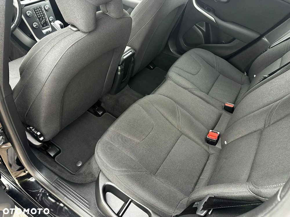 Volvo V40 D2 Drive-E Base - 13