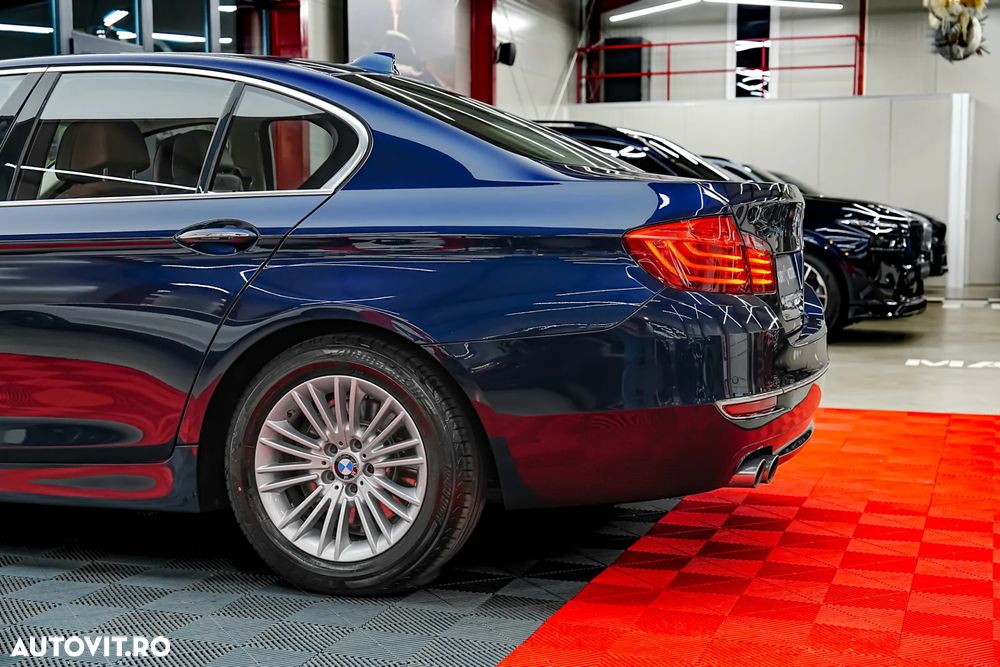 BMW Seria 5 520d Aut. Luxury Line - 19