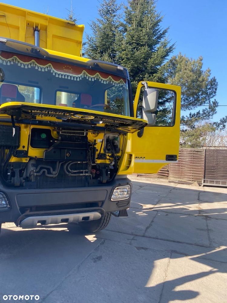 Mercedes-Benz Actros - 5