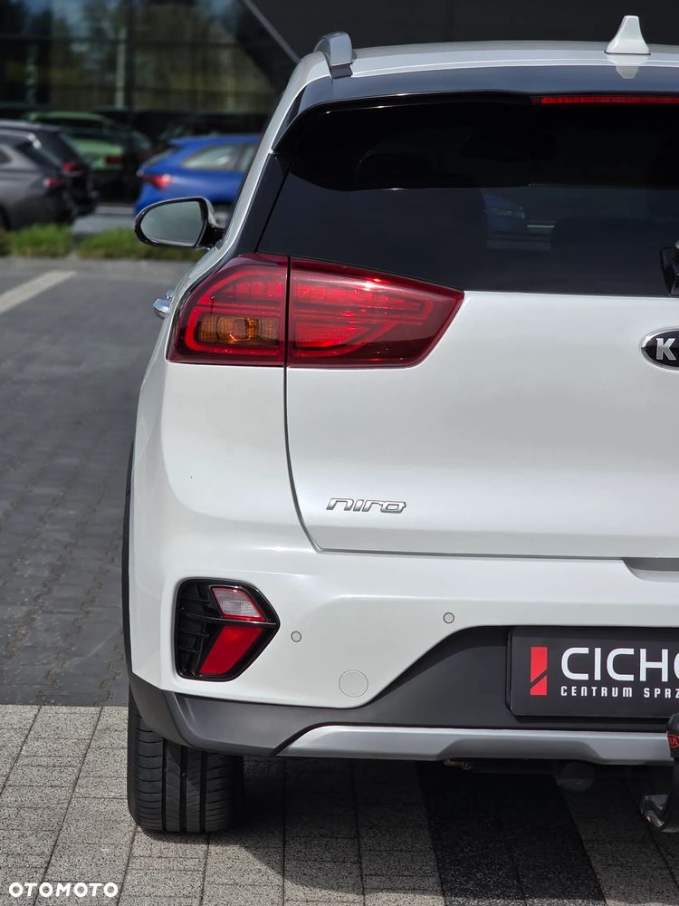 Kia Niro 1.6 GDI Hybrid L Business Line - 23