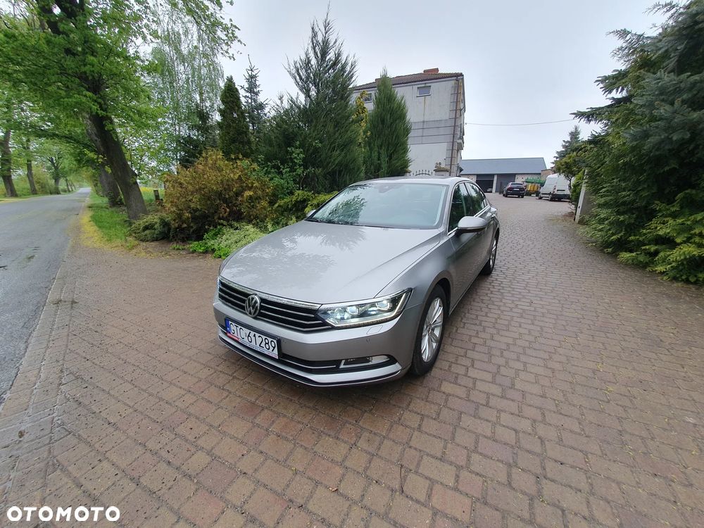 Volkswagen Passat 2.0 TDI SCR DSG Highline - 1