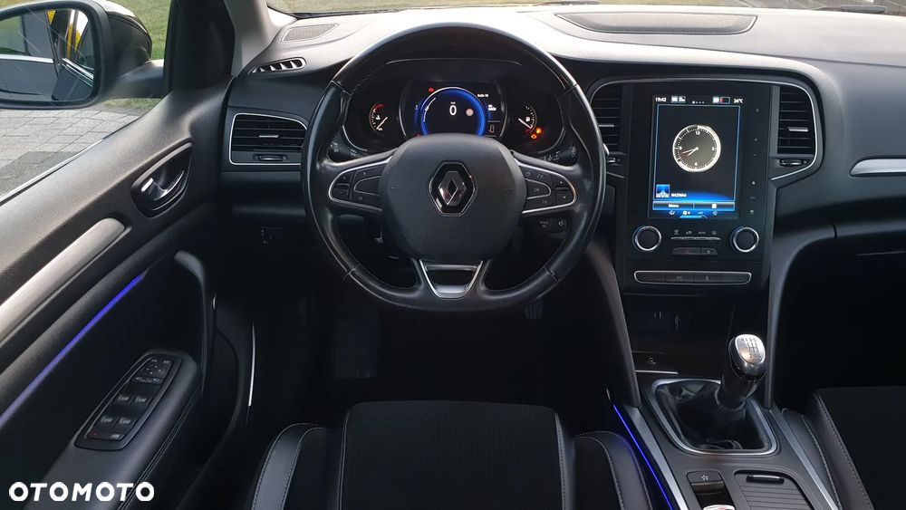 Renault Megane TCe 140 GPF BOSE EDITION - 26