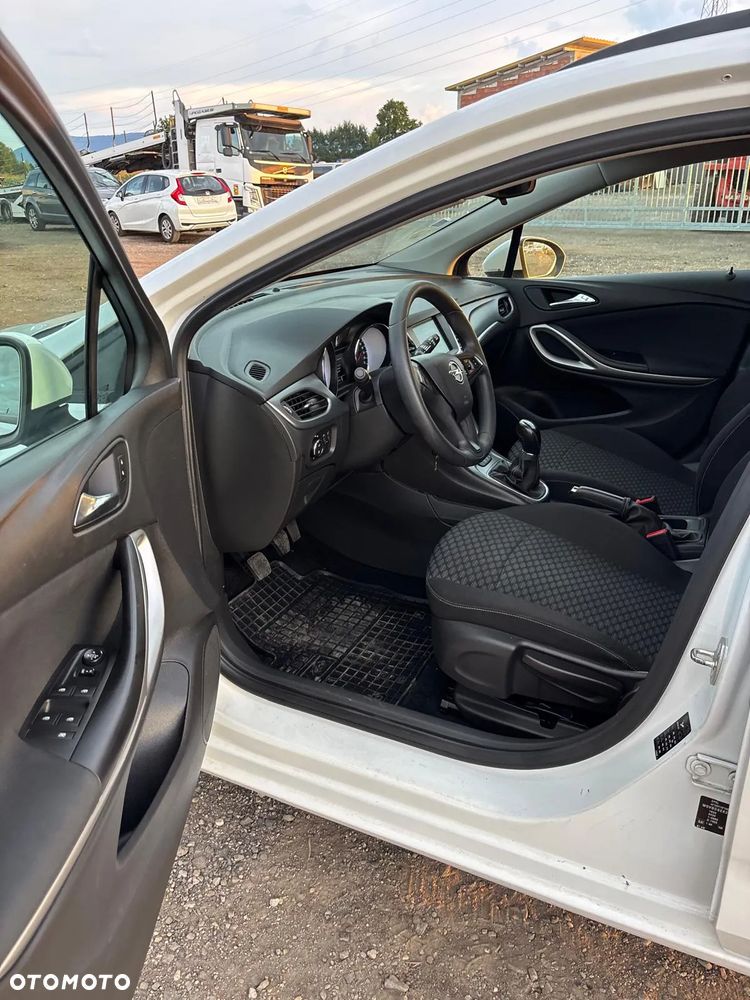 Opel Astra 1.6 CDTI Active - 7