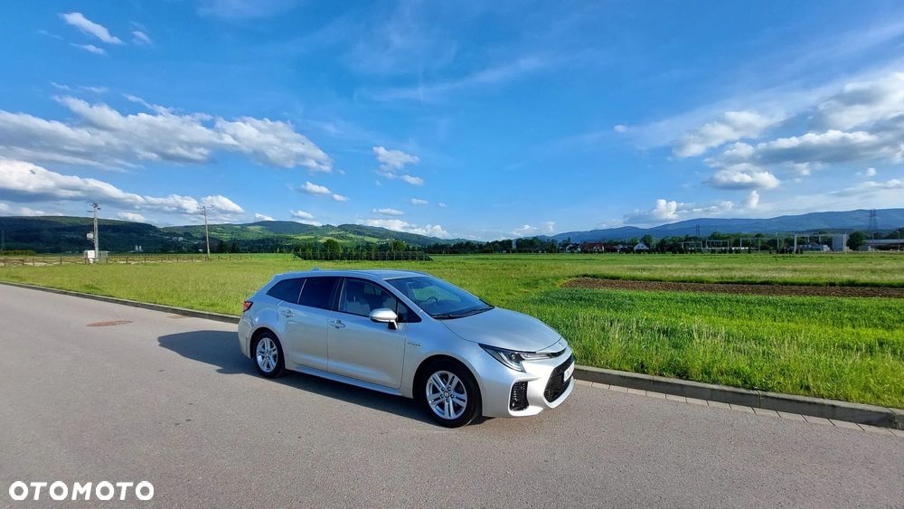 Toyota Corolla 1.8 Hybrid Selection - 26