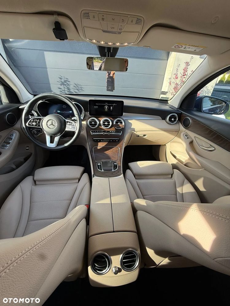 Mercedes-Benz GLC - 8