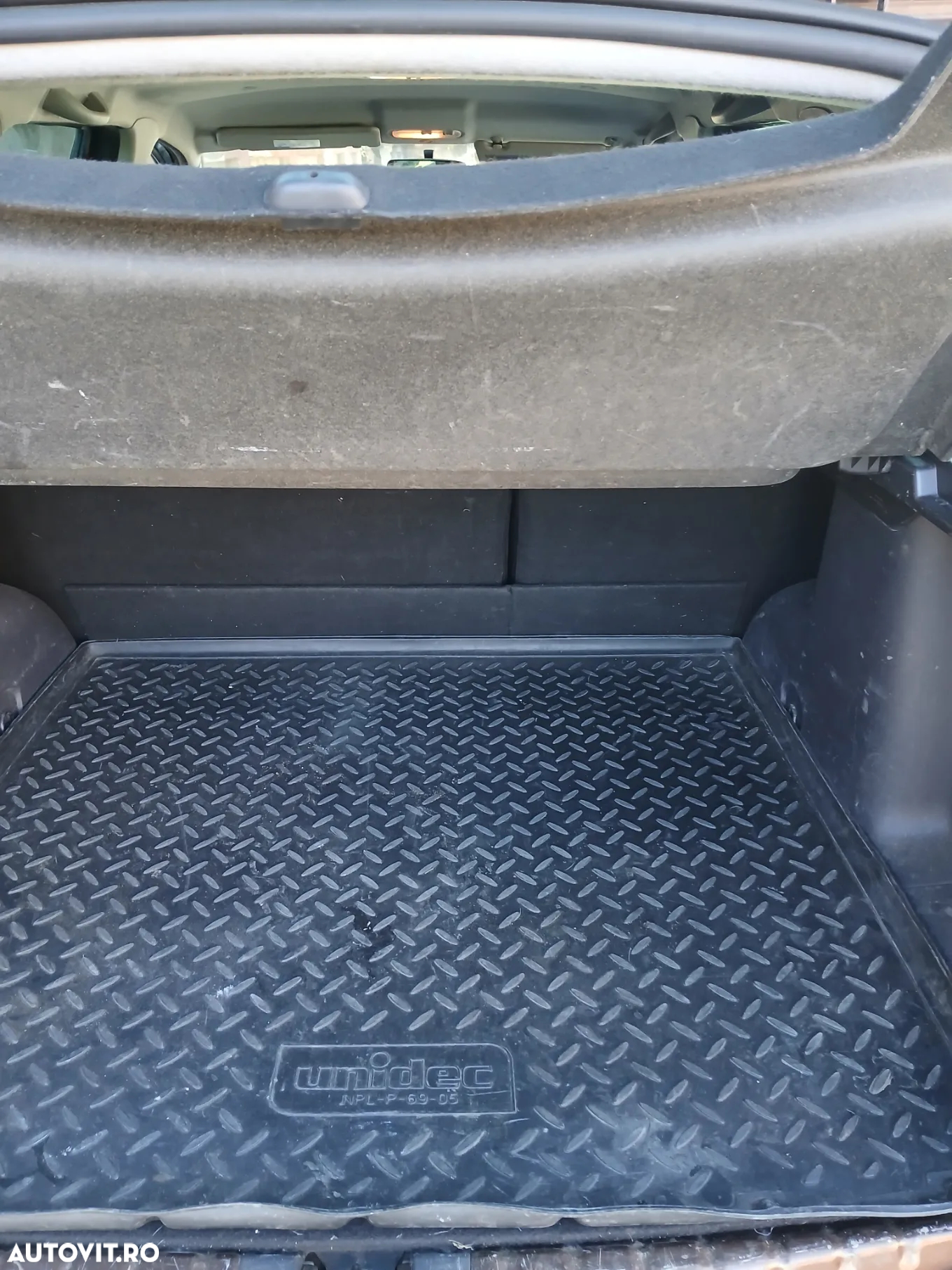 Dacia Duster 1.5 dCi 4x4 Prestige - 7