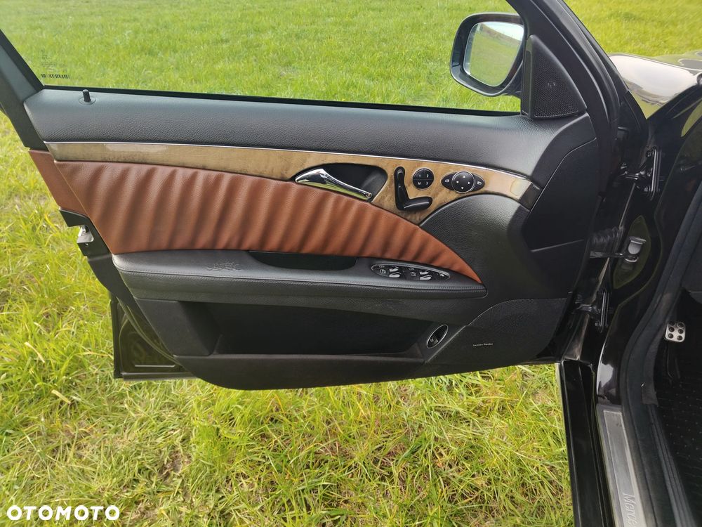 Mercedes-Benz Klasa E - 20