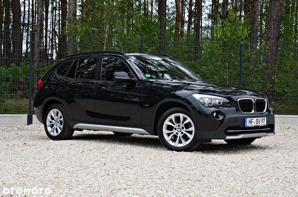 BMW X1 sDrive18d Sport Line - 14