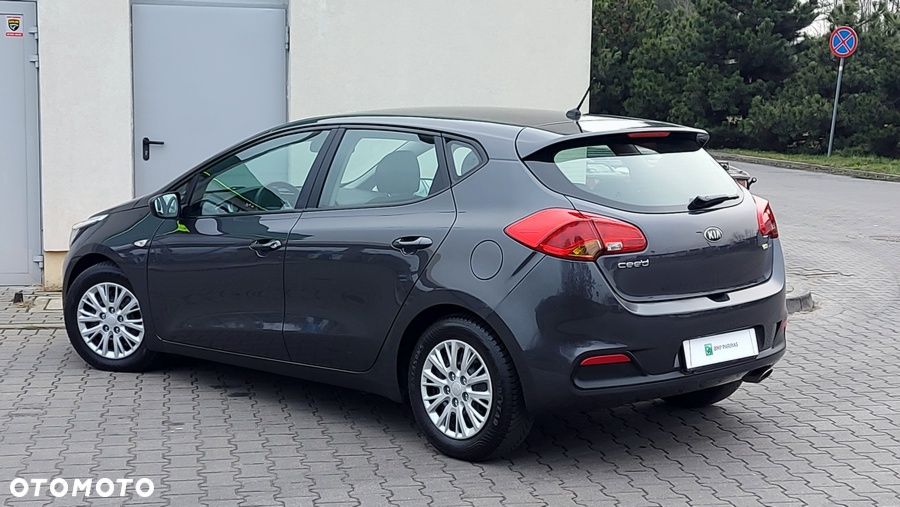 Kia Ceed 2013 photo 3