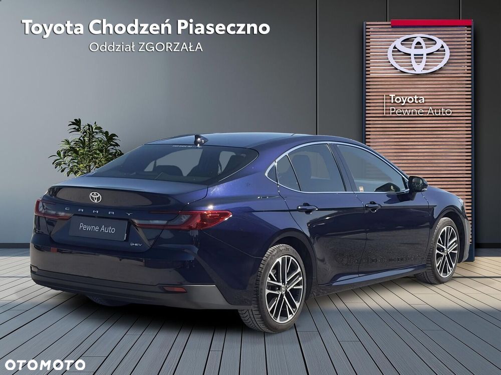 Toyota Camry 2025 photo 5