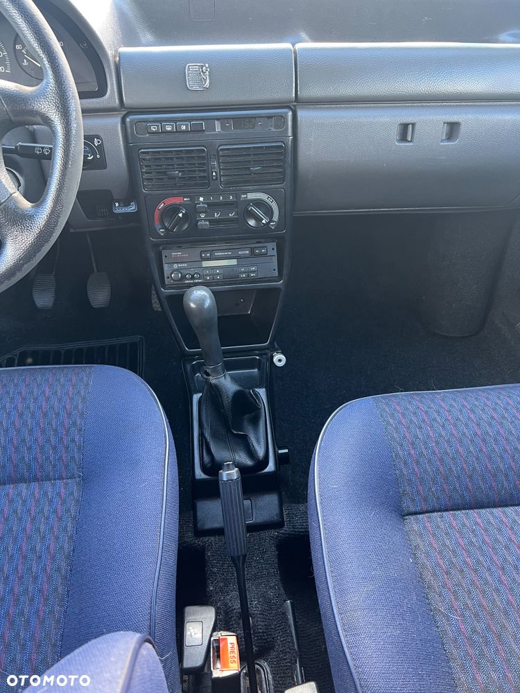 Fiat Uno 1.0 Fire - 11