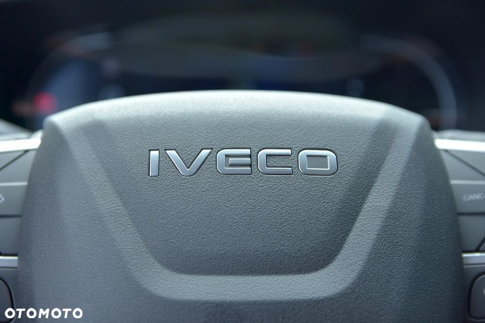 Iveco Daily 35S18 180km zabudowa brygadowa 7osobowy MOBILCAR - 10
