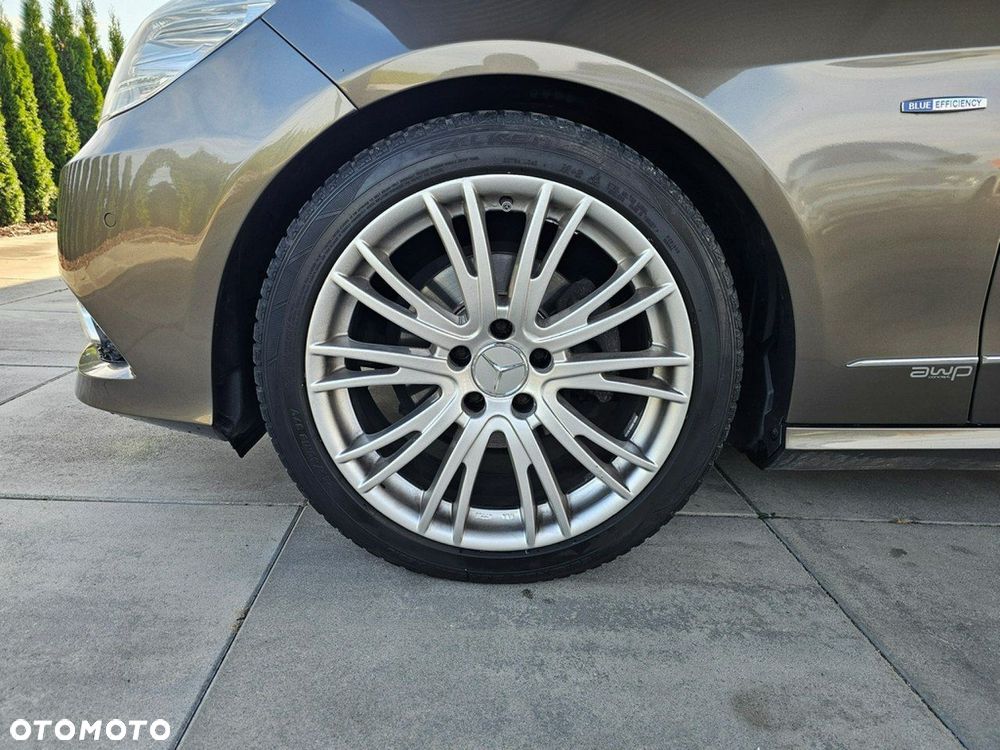 Mercedes-Benz Klasa E - 11