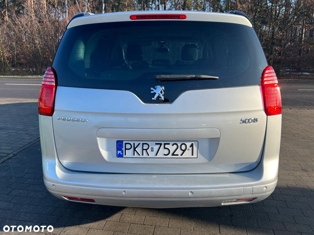 Peugeot 5008 - 9