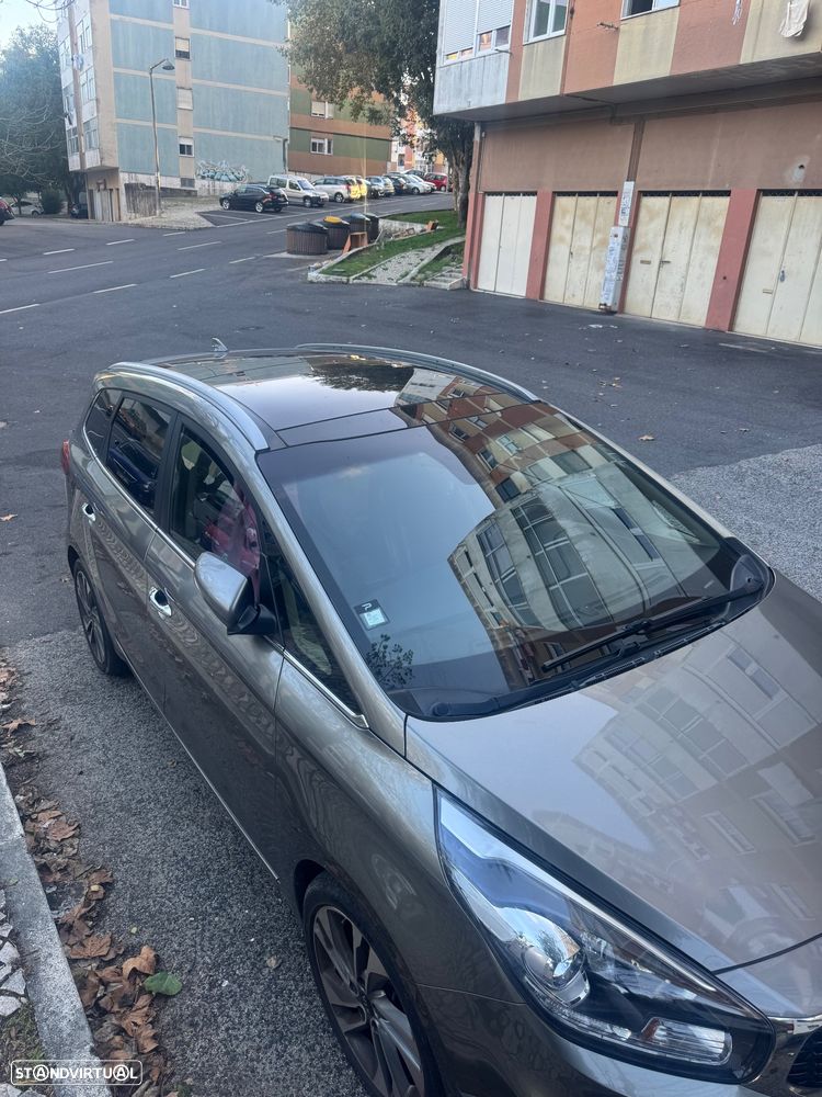 Kia Carens 1.7 CRDi ISG TX - 13