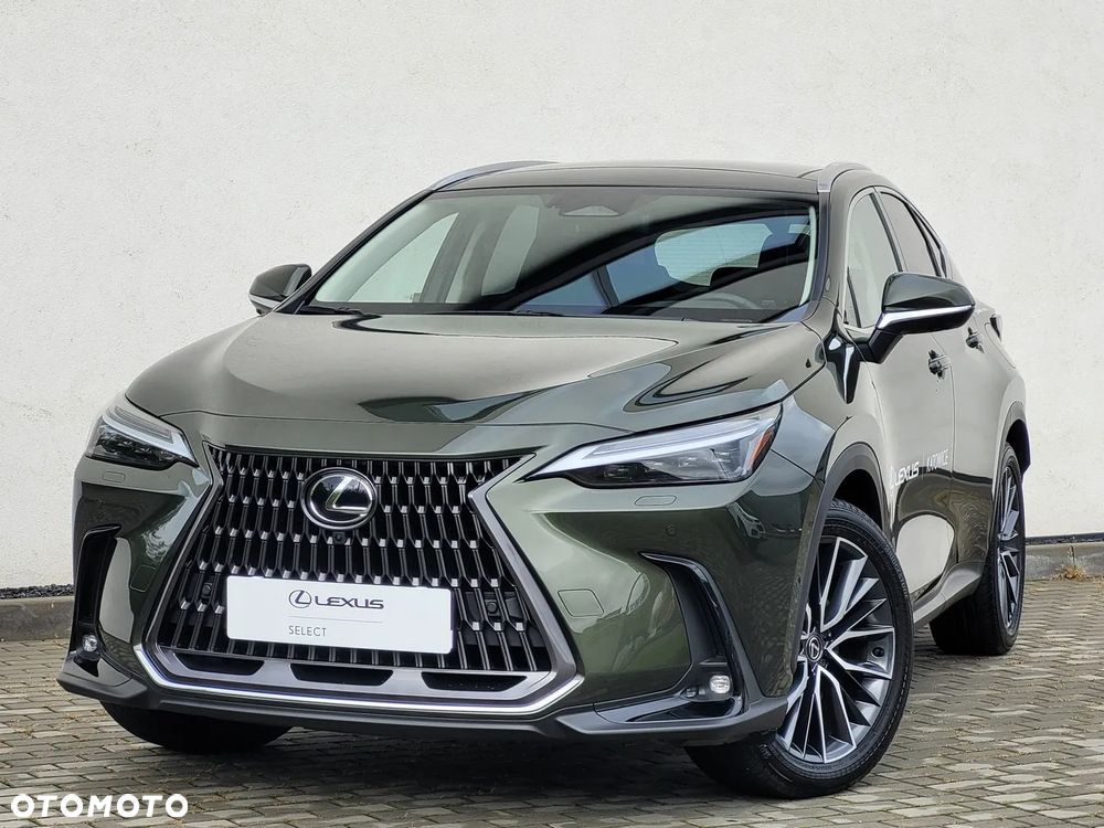 Lexus NX 350h Omotenashi AWD - 3