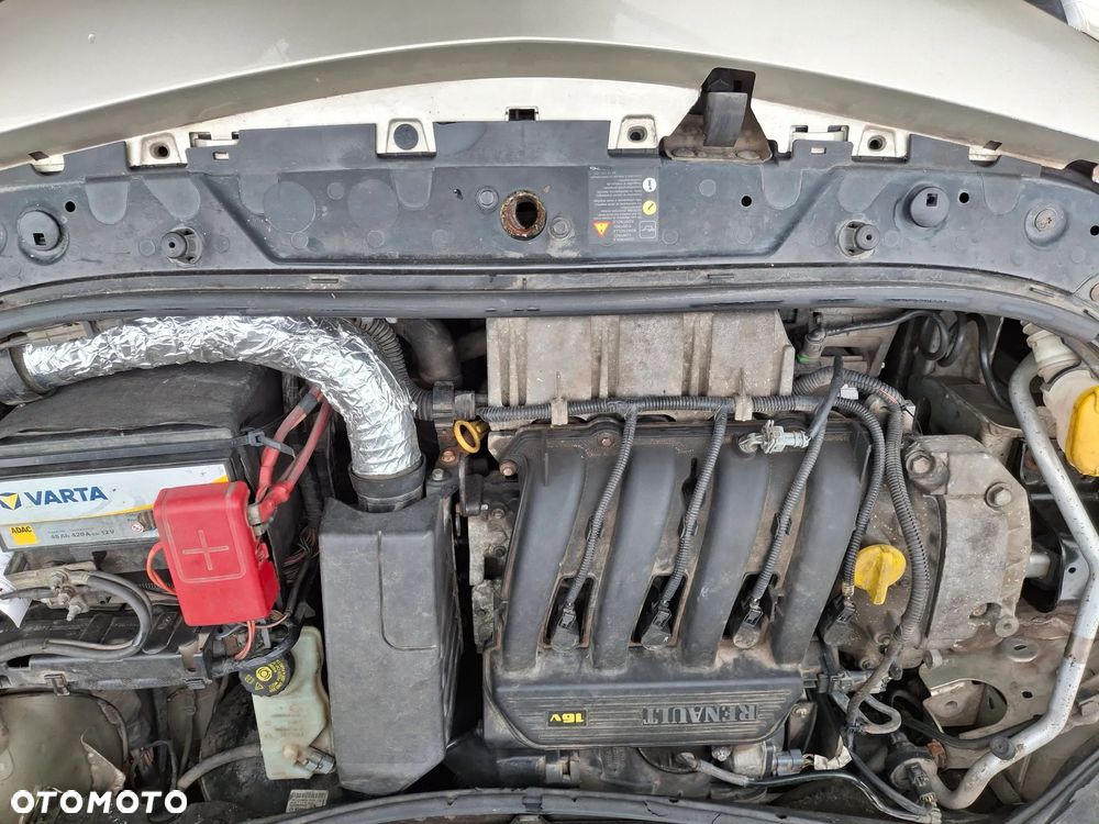 Renault Megane 1.4 16V Alize - 11