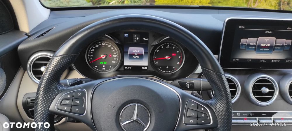 Mercedes-Benz GLC 300 4Matic 9G-TRONIC - 12