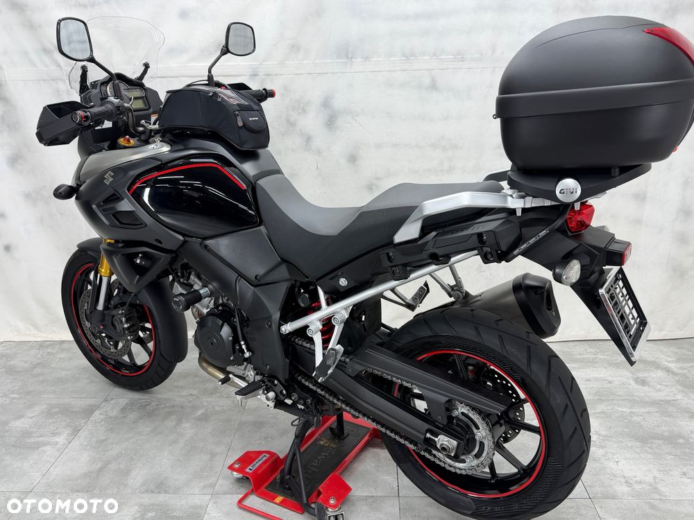 Suzuki V-STROM - 23