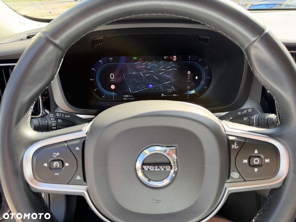 Volvo XC 60 B4 D Ultimate Dark - 12