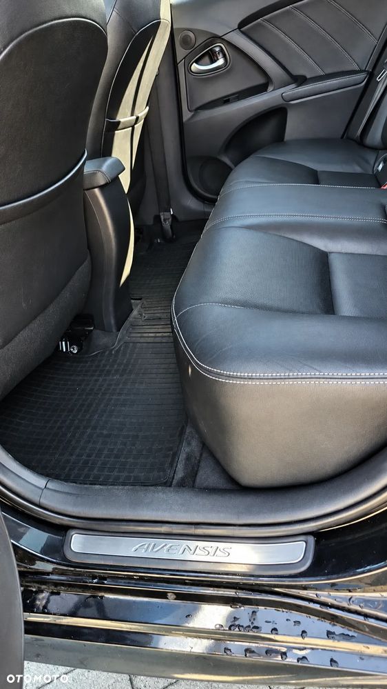 Toyota Avensis 2.0 D-4D Prestige - 14