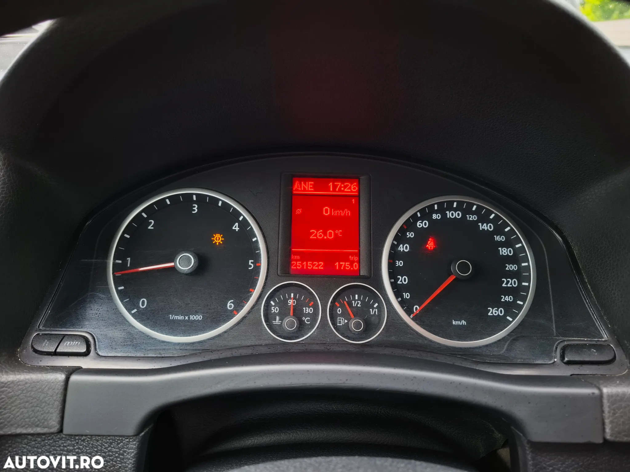 Volkswagen Tiguan 2.0 TDI 4Motion Sport & Style - 11