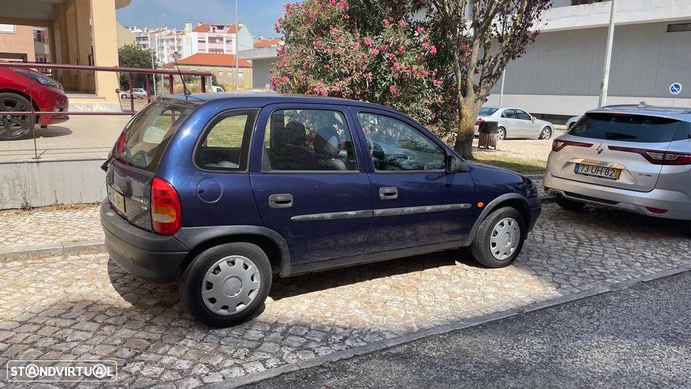 Opel Corsa 1.2 16V - 2