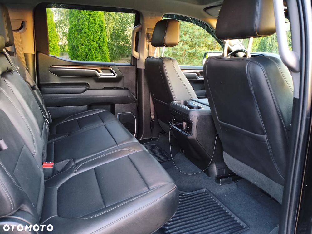 Chevrolet Silverado - 16