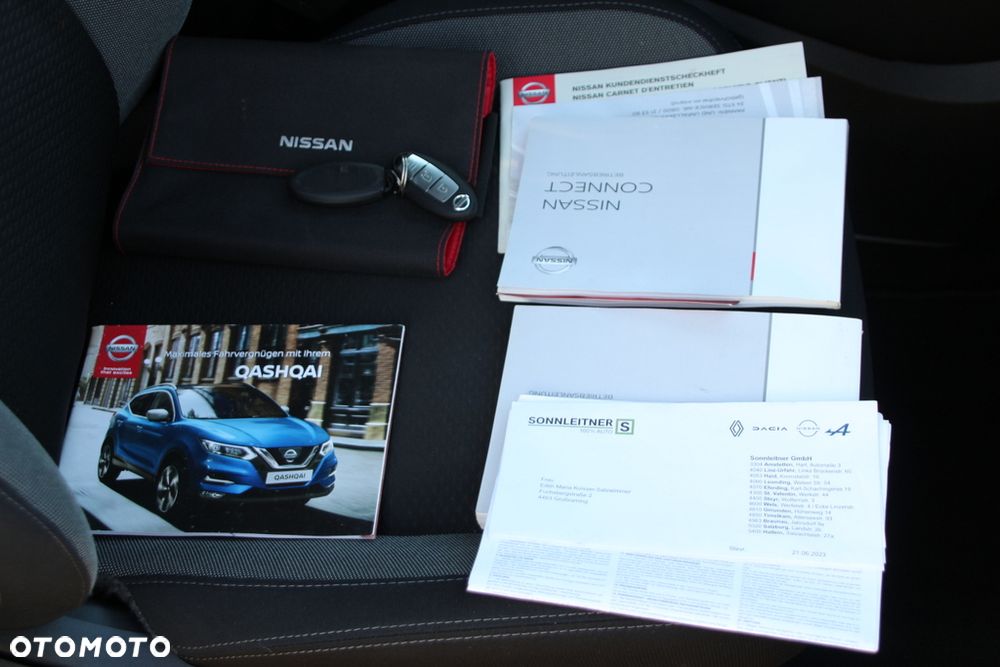 Nissan Qashqai 1.3 DIG-T N-Connecta - 18