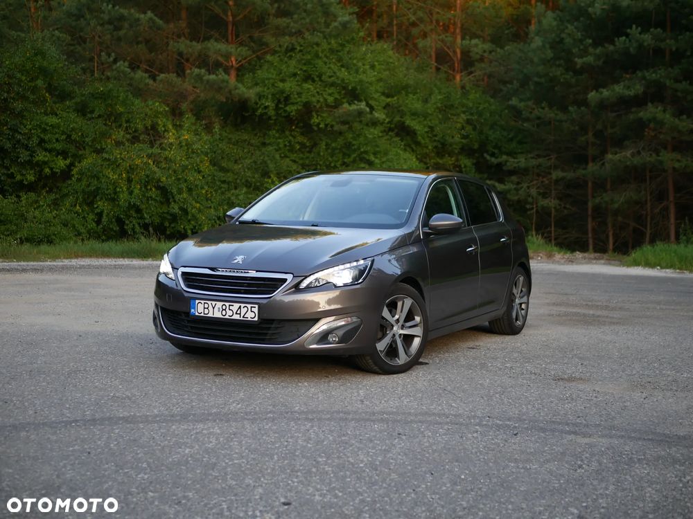 Peugeot 308 1.6 e-HDi Allure S&S - 26