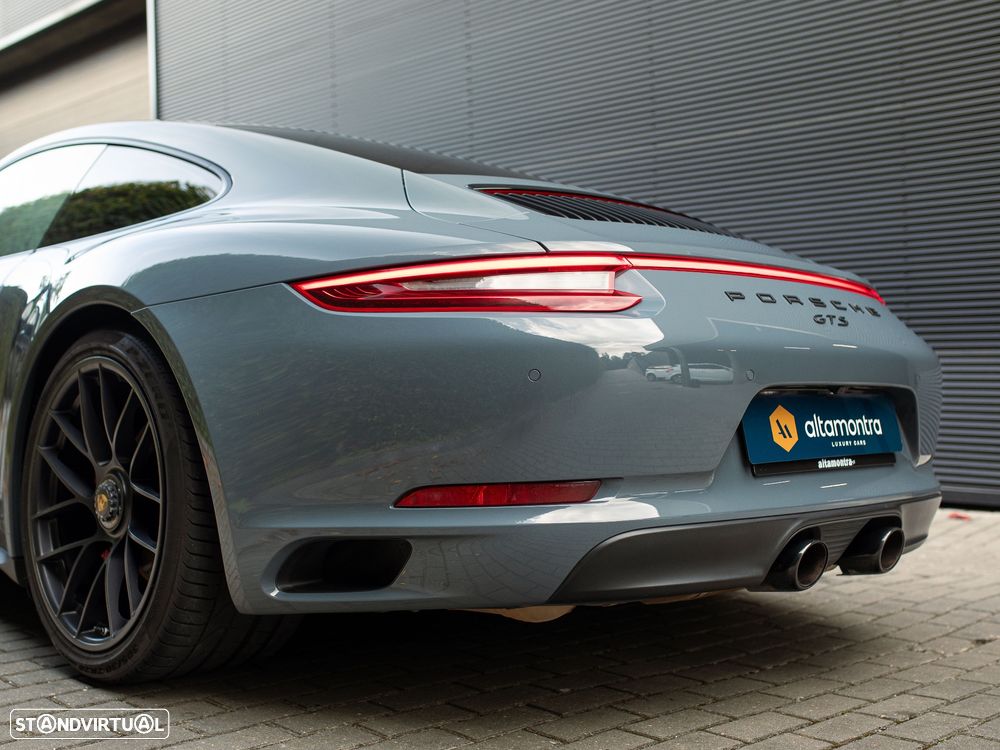 Porsche 911 (991) Carrera 4 GTS PDK - 18