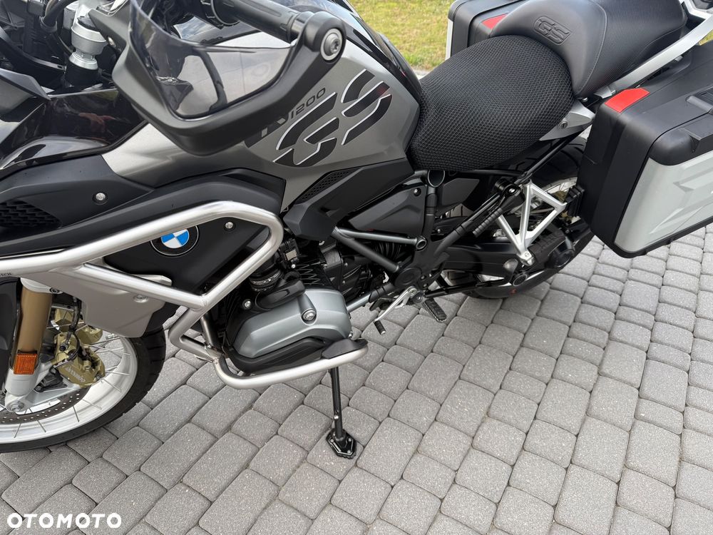 BMW R - 9