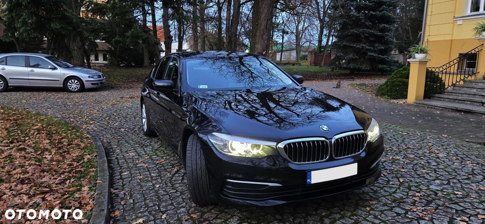BMW Seria 5 518d - 3
