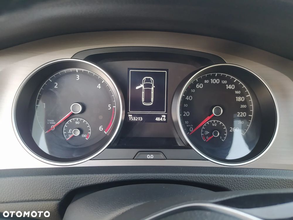 Volkswagen Golf 1.6 TDI 4Motion BlueMotion Technology Lounge - 12