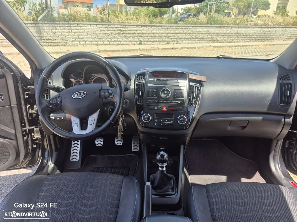 Kia Ceed SW 1.6 CRDi ECO - 9