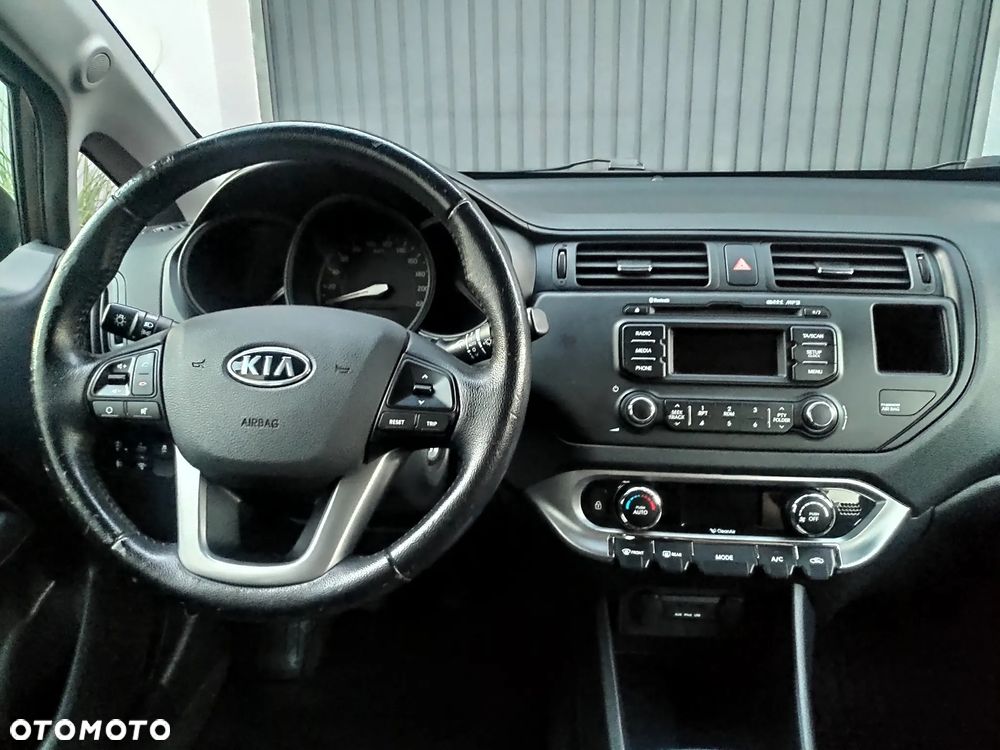Kia Rio 1.2 Sensation - 13
