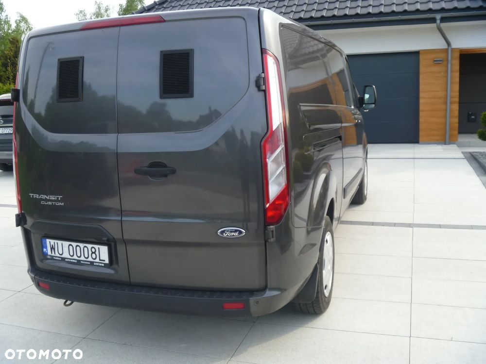 Ford TRANSIT CUSTOM - 13
