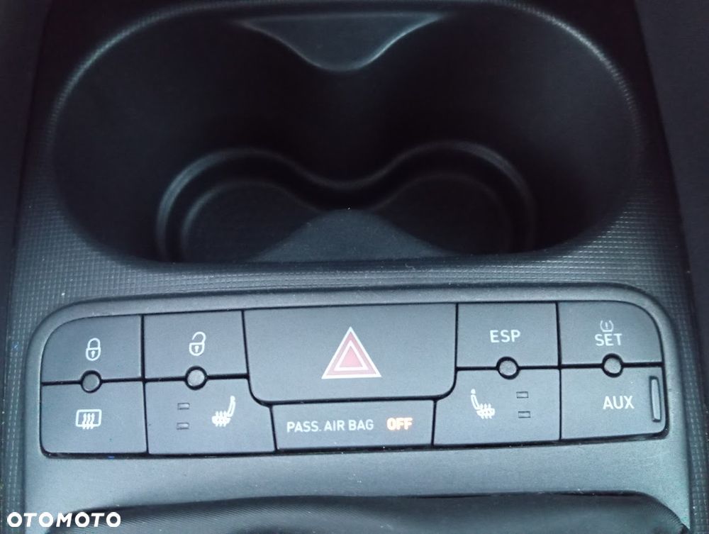 Seat Ibiza 1.4 16V Sport - 23