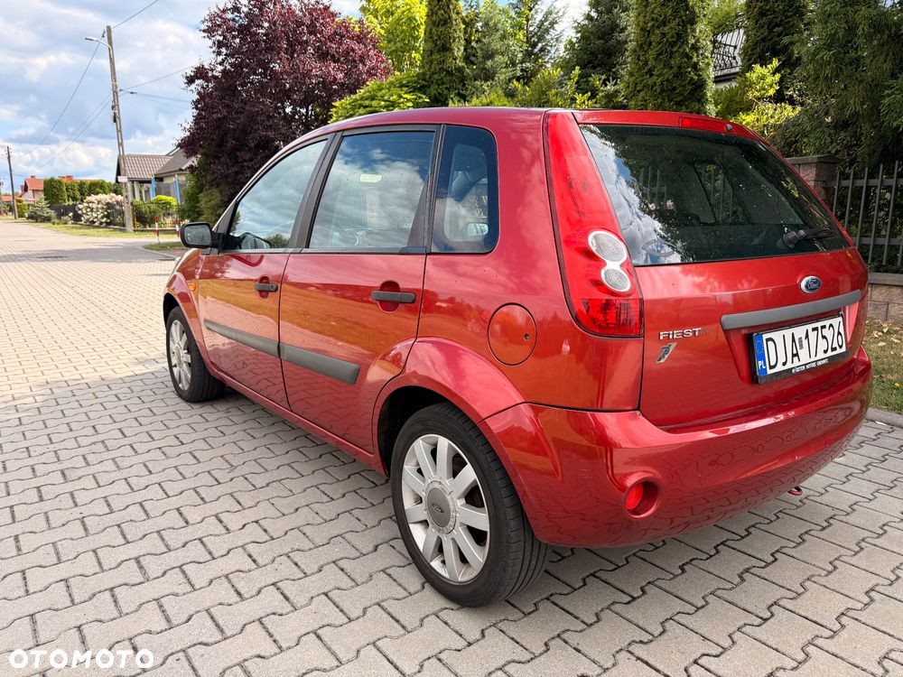 Ford Fiesta 1.3 Silver X - 3