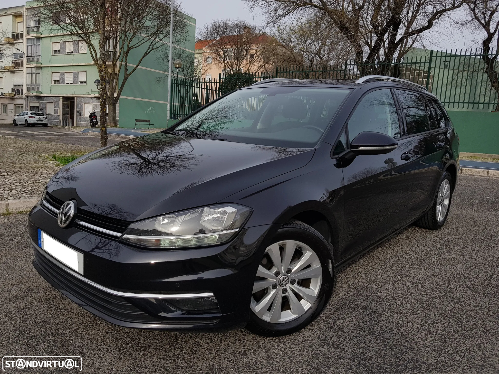 VW Golf Variant 1.6 TDi Confortline - 56