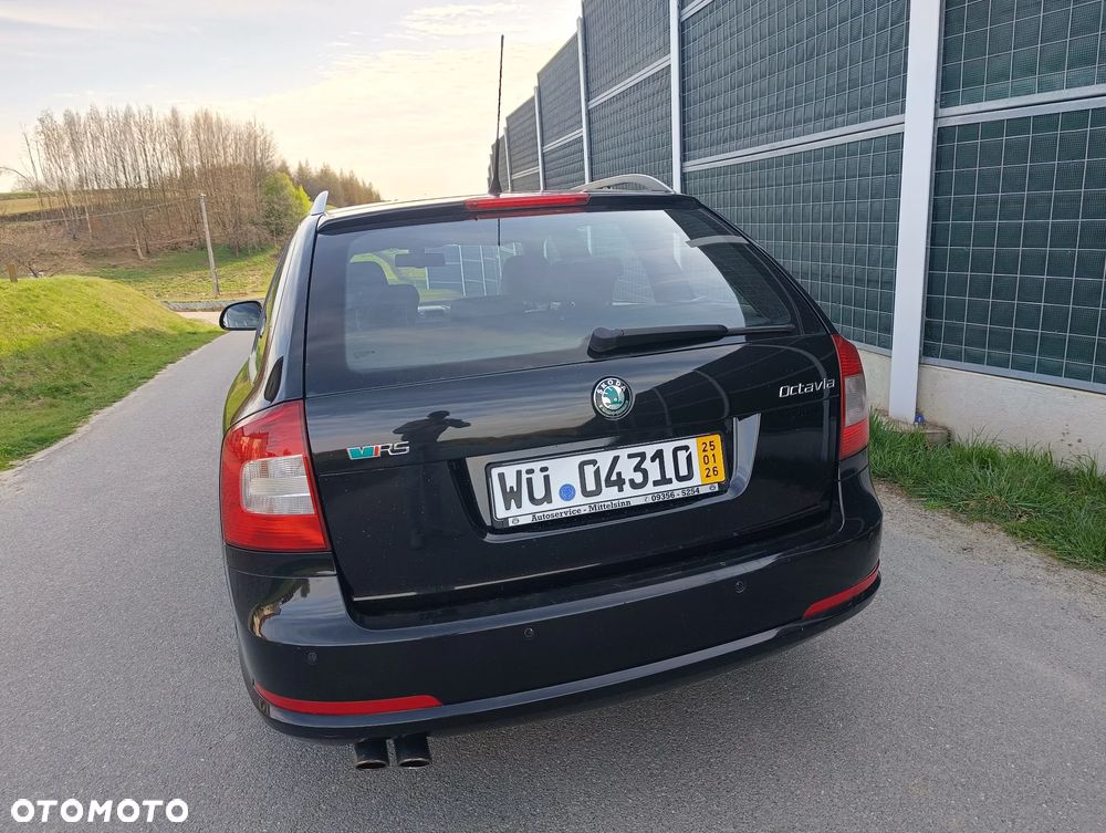 Skoda Octavia 2.0 TDI DPF RS - 12
