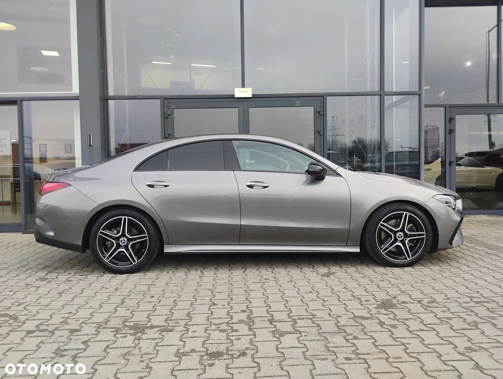 Mercedes-Benz CLA 200 AMG Line 7G-DCT - 6