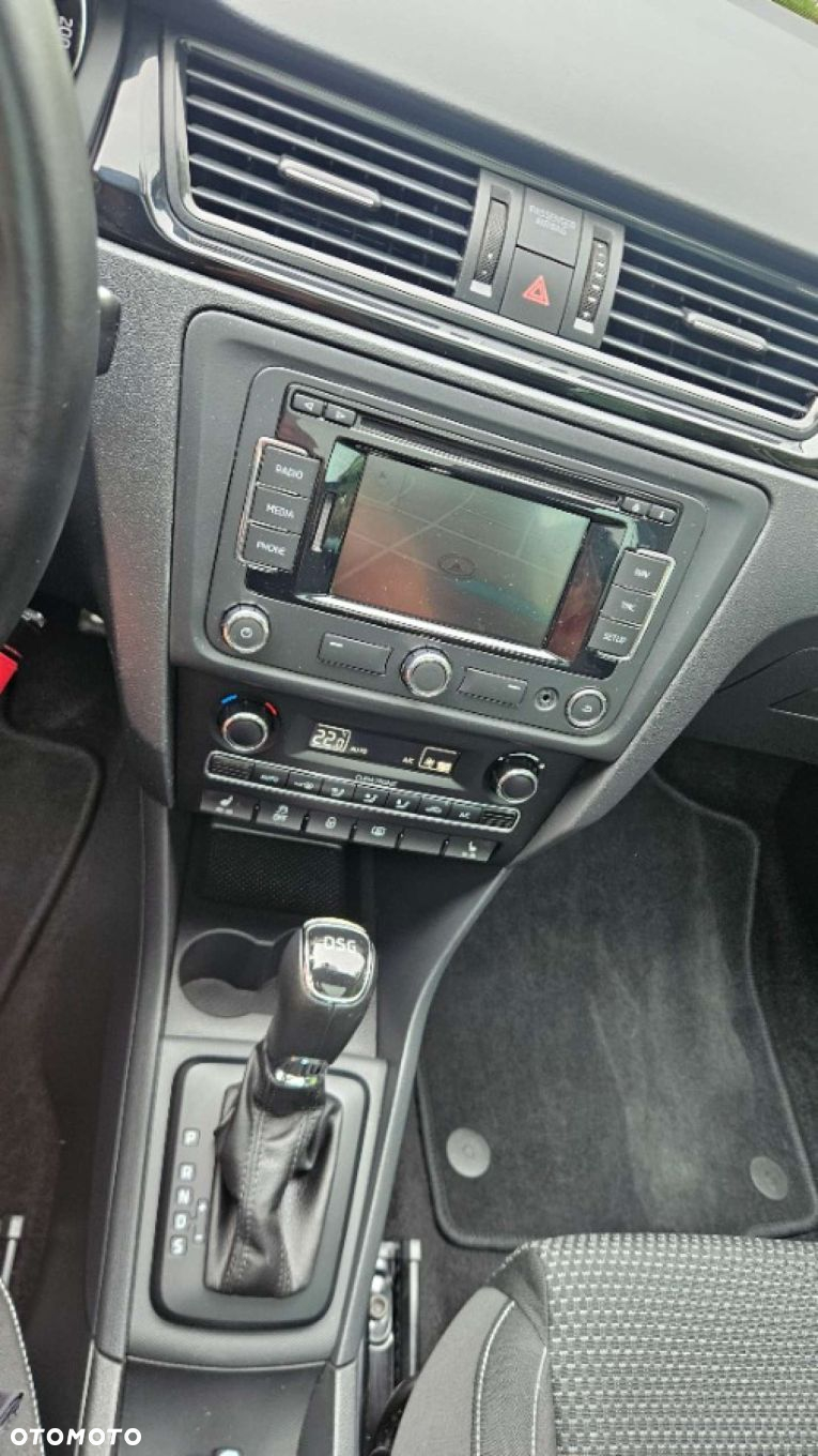 Skoda RAPID Spaceback 1.4 TSI DSG Edition - 24