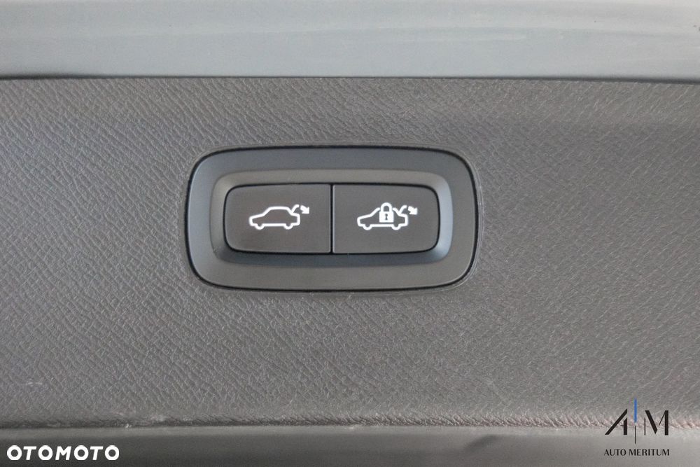 Volvo XC 90 T8 AWD Recharge Ultimate Dark - 38